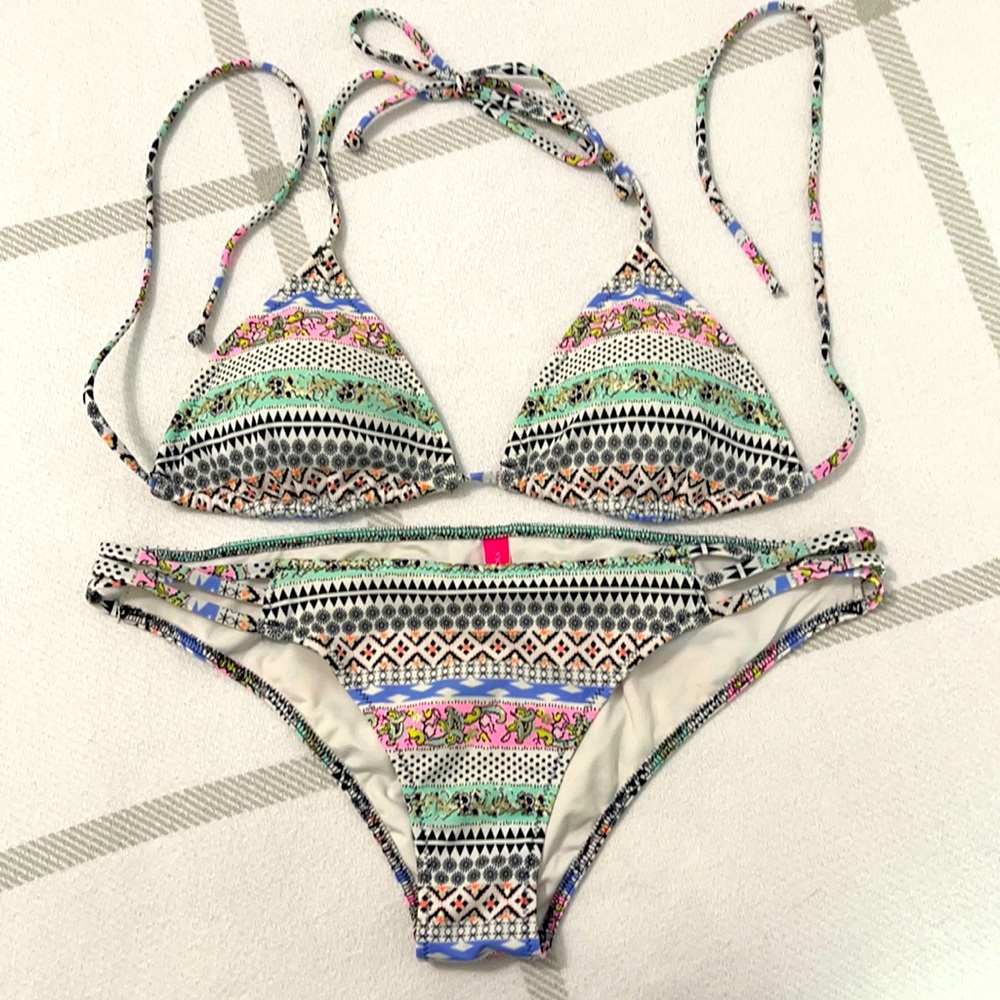 Colorful Victoria’s Secret bikini. Size Medium.